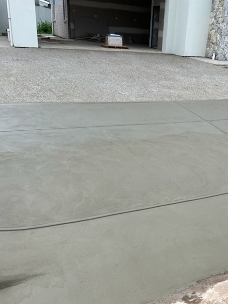 Plain concrete driveway Adelaide